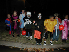 Halloween_Night_TC_8_copy.jpg (38342 bytes)